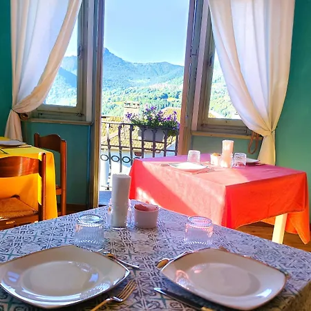 Alma, Bed&breathe Bed & Breakfast San Fedele Intelvi