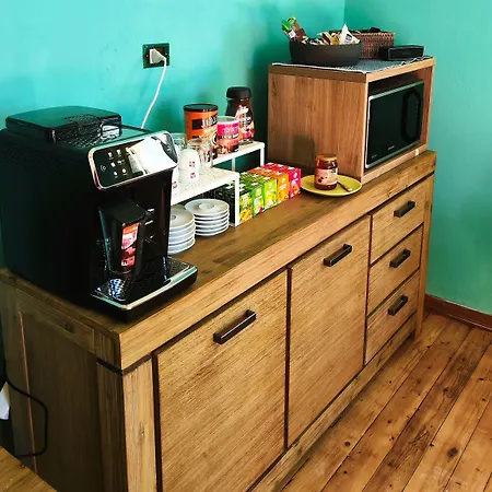 Alma, Bed&breathe B&B 산 페델레 인텔비